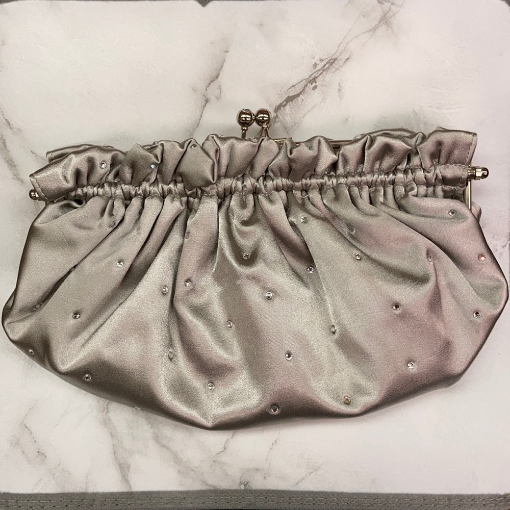 Grey silver clutch with jewels and silver chain